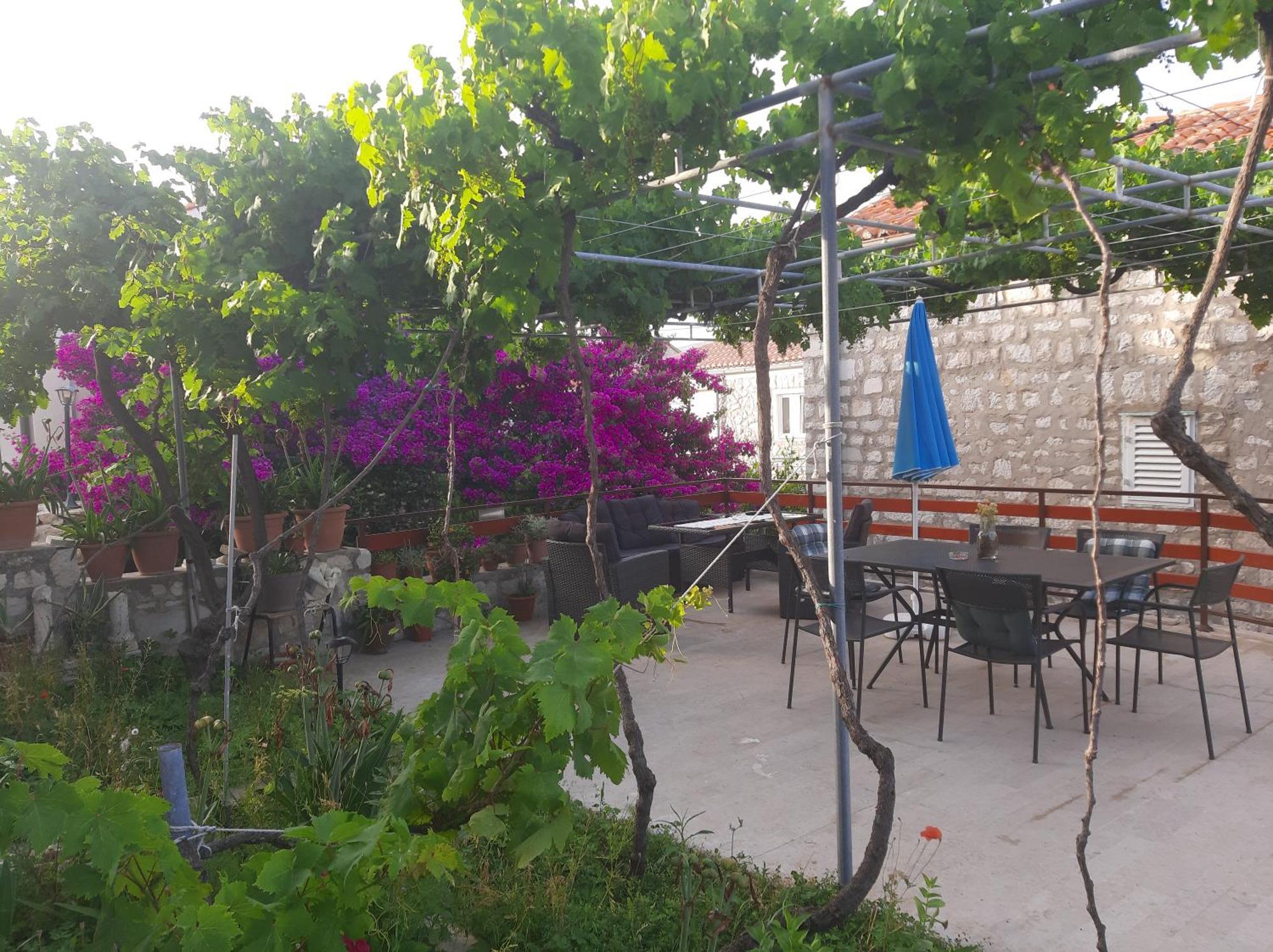 Old Town Rooms Rab Town Bagian luar foto